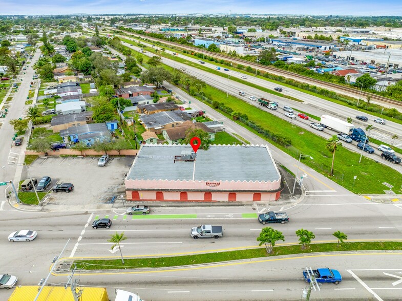 14566 NW 22nd Ave, Opa Locka, FL en venta - Foto del edificio - Imagen 3 de 4