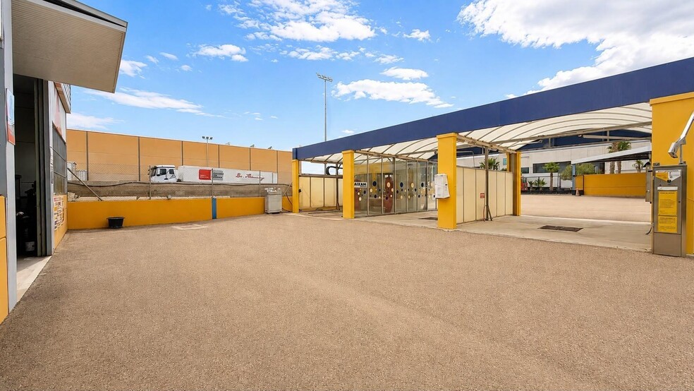 Calle Pedro Martínez Fernández, 12, Huércal-Overa, Almería en venta - Foto del edificio - Imagen 3 de 12