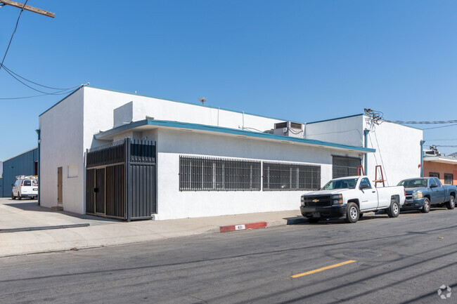 Más detalles para 651 Arroyo Ave, San Fernando, CA - Naves en alquiler