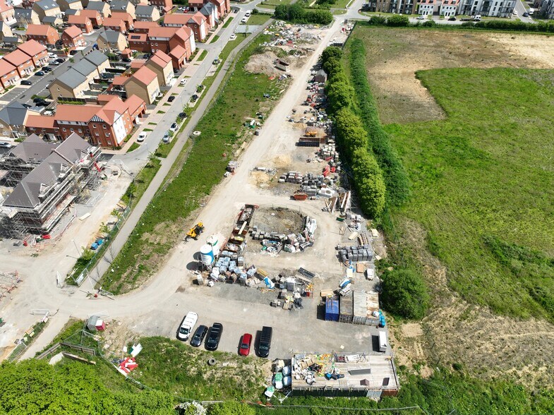 Gilden Way, Harlow en venta - Foto del edificio - Imagen 3 de 3