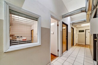 6358-6360 Van Nuys Blvd, Van Nuys, CA en alquiler Foto del edificio- Imagen 1 de 5