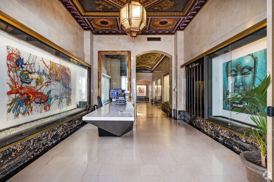 521-527 W 7th St, Los Angeles, CA en alquiler - Foto del interior - Imagen 1 de 56