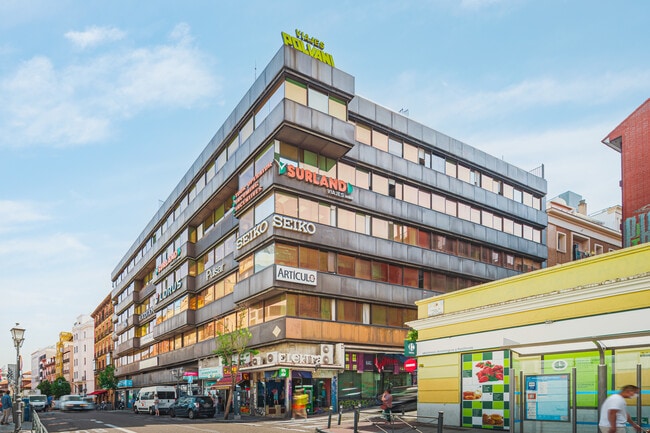 Más detalles de Calle De San Bernardo, 20, Madrid - Oficina en alquiler