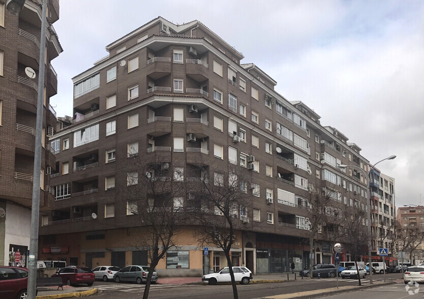 Avenida Francisco Aguirre, 312, Talavera De La Reina, Toledo en alquiler - Foto del edificio - Imagen 2 de 2