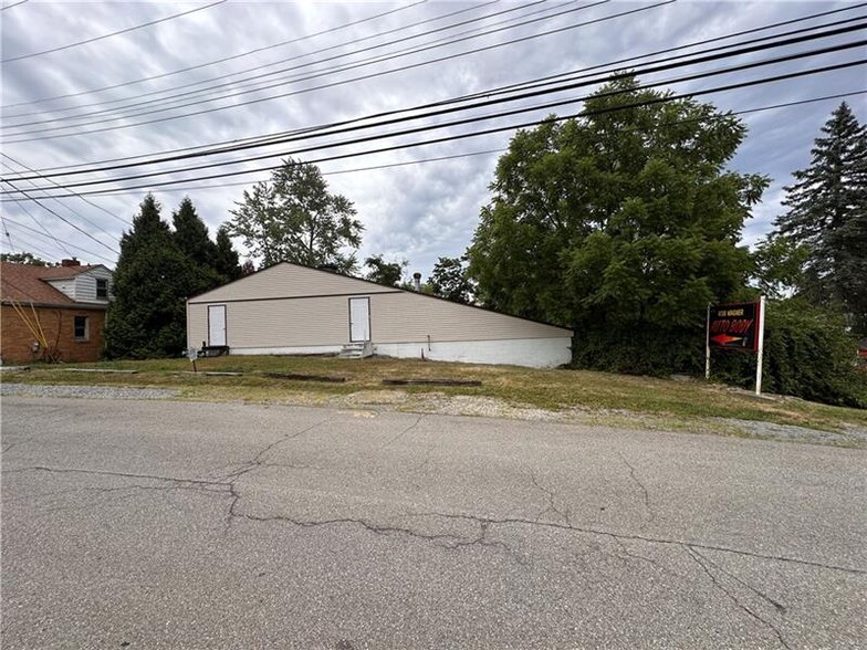 7824 Old Perry Hwy, Pittsburgh, PA en venta - Foto del edificio - Imagen 3 de 11