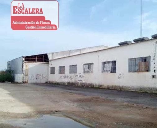 Nave en Almoradí, Alicante en venta - Foto del edificio - Imagen 2 de 3