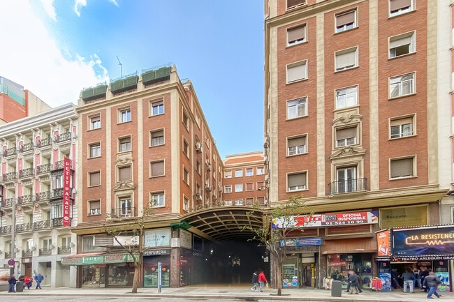 Más detalles de Edificio residencial​ en venta