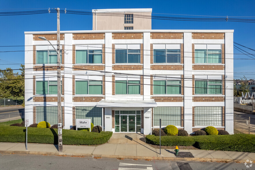 1144 Eddy St, Providence, RI en venta - Foto del edificio - Imagen 2 de 8