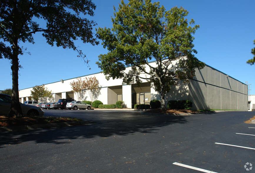 6920 Peachtree Industrial Blvd, Peachtree Corners, GA en alquiler - Foto principal - Imagen 1 de 7