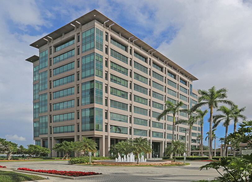 5200 Waterford District Dr, Miami, FL en alquiler - Foto del edificio - Imagen 1 de 22