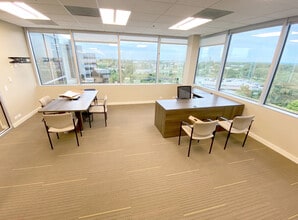 65 Challenger Rd, Ridgefield Park, NJ en alquiler Foto del edificio- Imagen 2 de 11