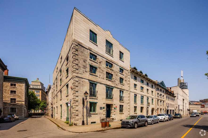 217 Rue De La Commune O, Montréal, QC en alquiler - Foto del edificio - Imagen 2 de 8