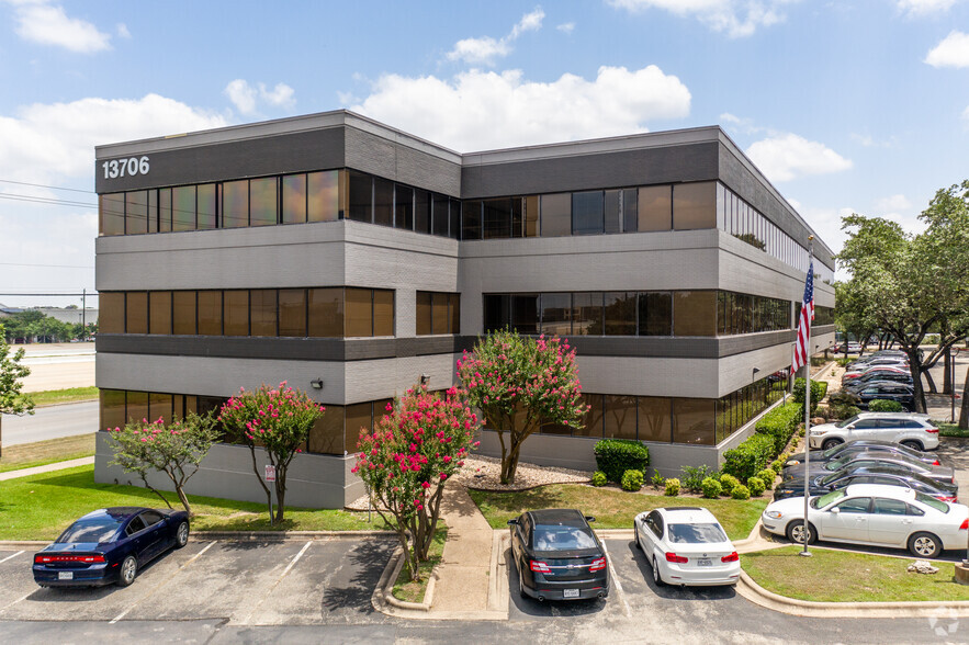 13706 Research Blvd, Austin, TX en alquiler - Foto del edificio - Imagen 1 de 11