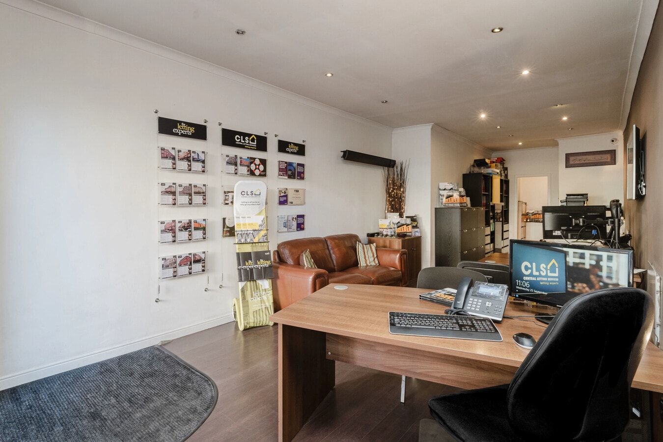 737 Pollokshaws Rd, Glasgow, GLG G41 2AA - Unidad 737 -  - Foto del interior - Image 1 of 6