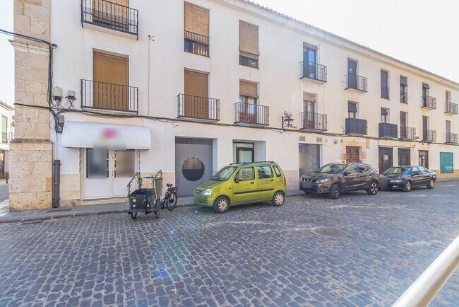 Más detalles de Edificio residencial​ en venta