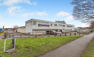 Más detalles de 121 Mile Rd, Bedford - Nave en venta