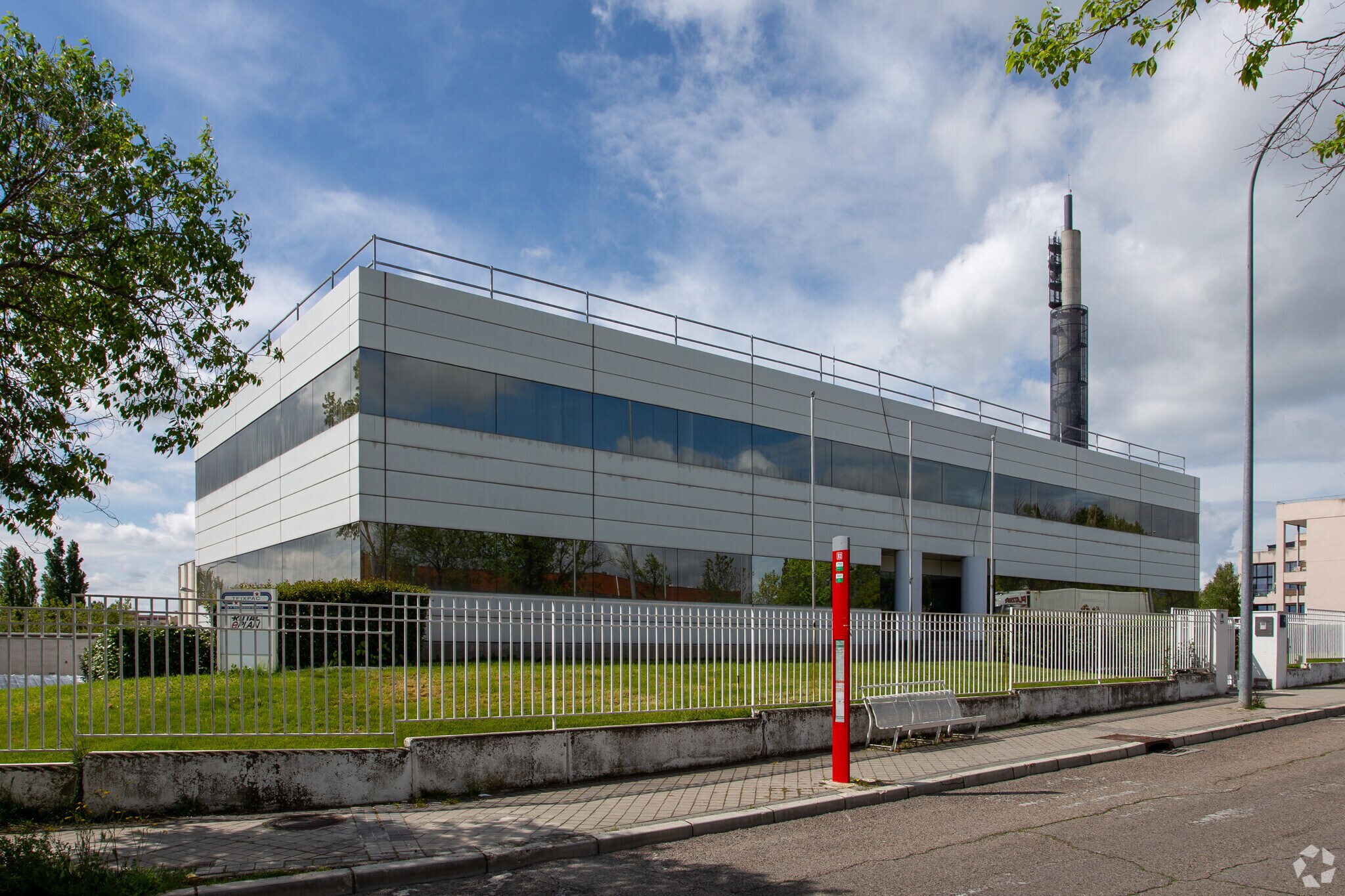Calle Majada, 4, Tres Cantos, Madrid en venta Foto del edificio- Imagen 1 de 1