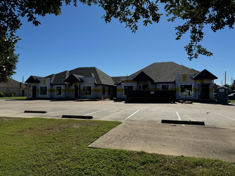 21404 Provincial, Katy, TX en alquiler - Foto del edificio - Imagen 2 de 9