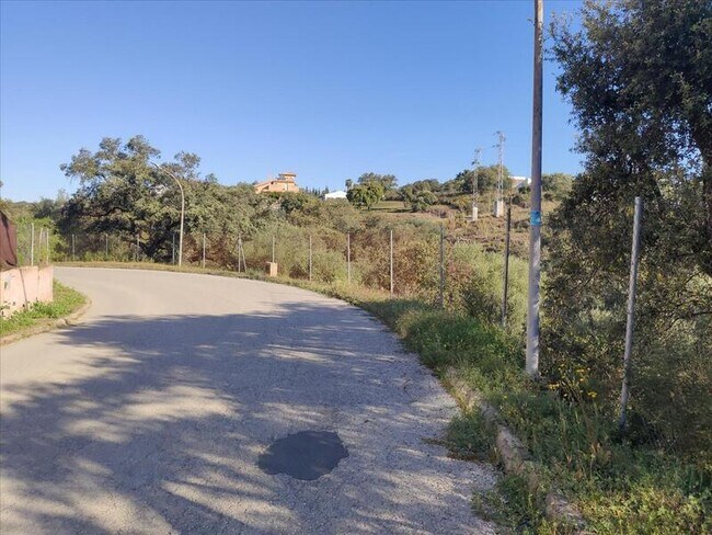 Más detalles de Calle Roma, Guillena - Terreno en venta