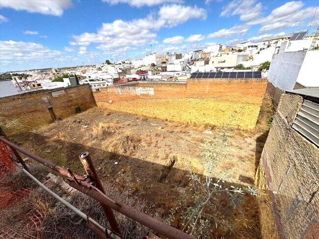 Más detalles de Calle Cardenal Cisneros, Alcalá de Guadaíra - Terreno en venta