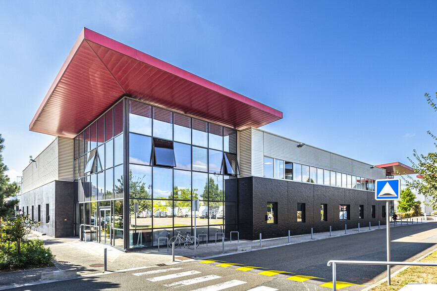 Flex en La Courneuve en alquiler - Foto del edificio - Imagen 3 de 3