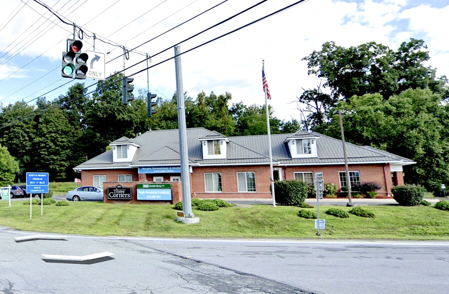 819 Little Britain Rd, New Windsor, NY en venta - Foto del edificio - Imagen 1 de 12