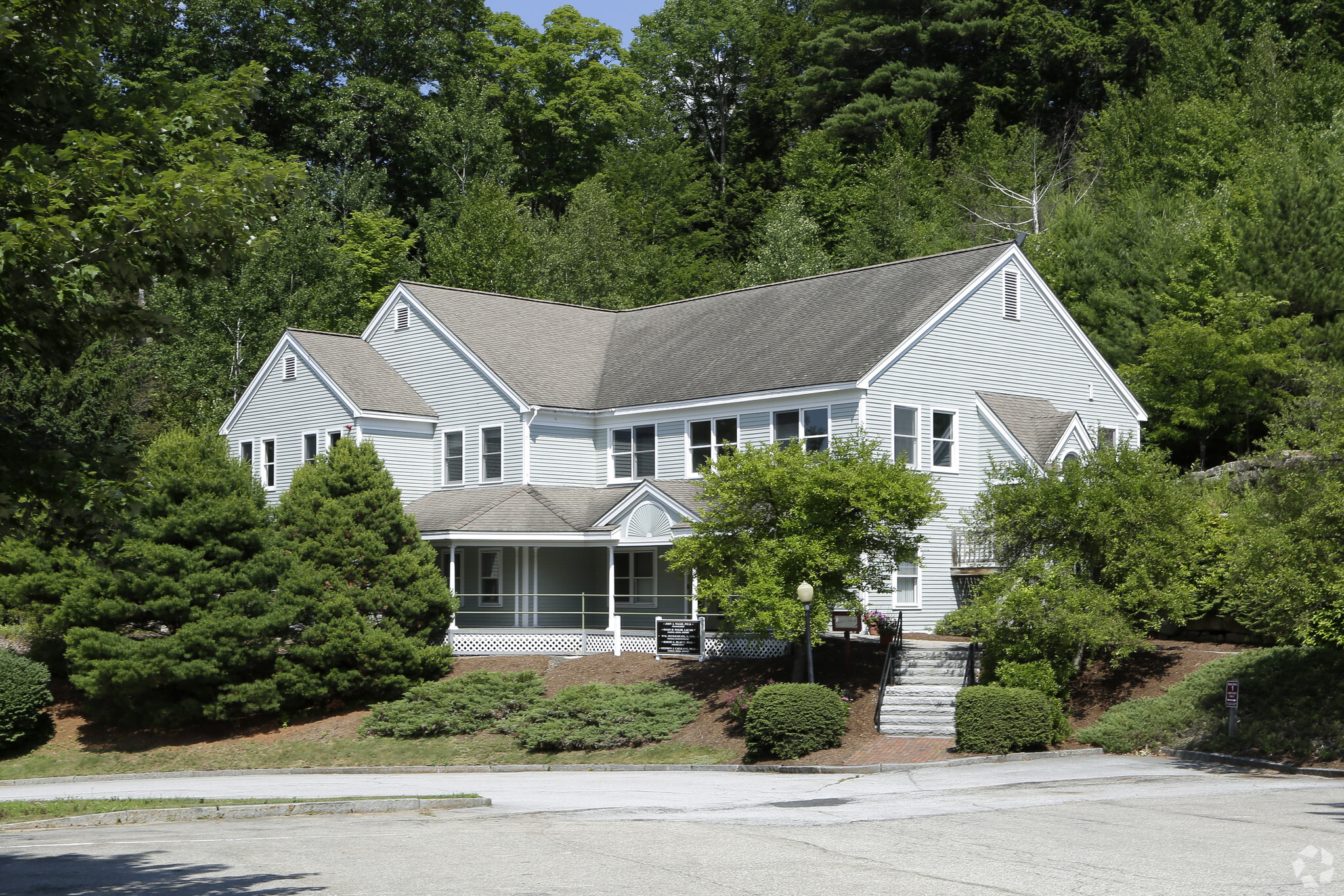 401 Gilford Ave, Gilford, NH en venta Foto principal- Imagen 1 de 117