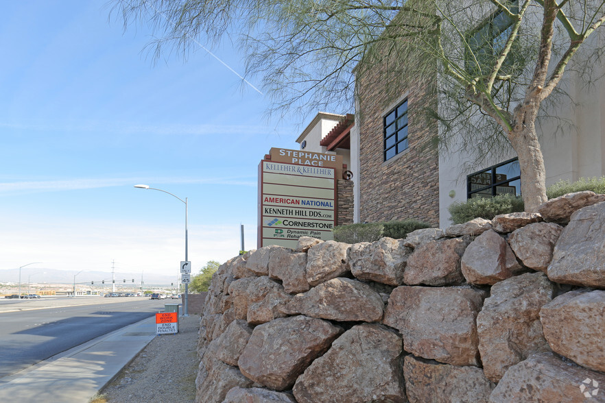 40 S Stephanie St, Henderson, NV en alquiler - Foto del edificio - Imagen 2 de 4