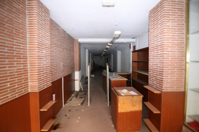 Más detalles de Calle de Pedro Antonio de Alarcón, 55, Granada - Local en alquiler
