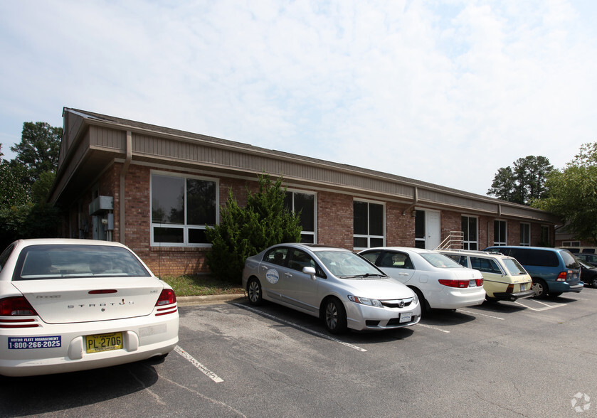 3711 University Dr, Durham, NC en alquiler - Foto del edificio - Imagen 2 de 3