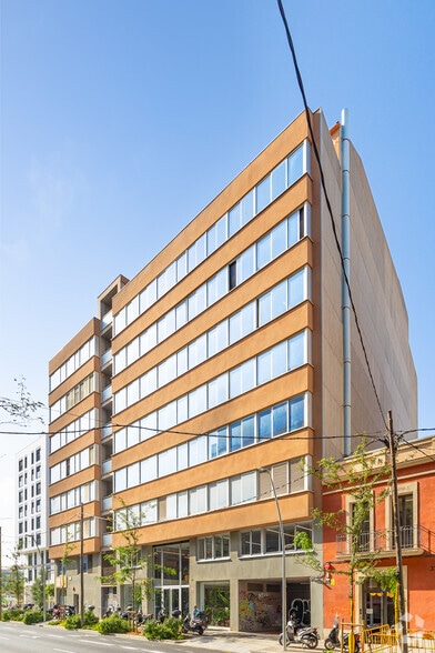 Carrer d'Àlaba, 140, Barcelona, Barcelona en alquiler - Foto del edificio - Imagen 2 de 4