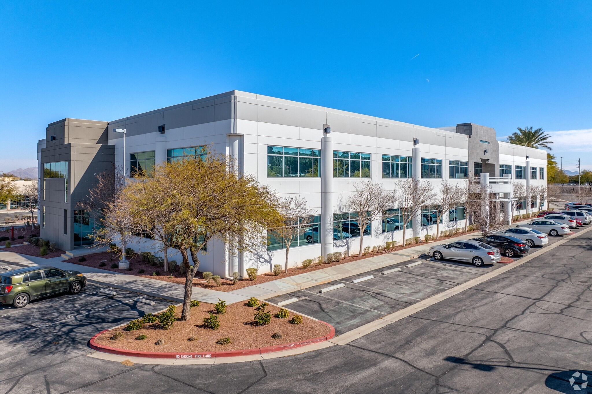 2340 Corporate Cir, Henderson, NV en venta Foto del edificio- Imagen 1 de 6