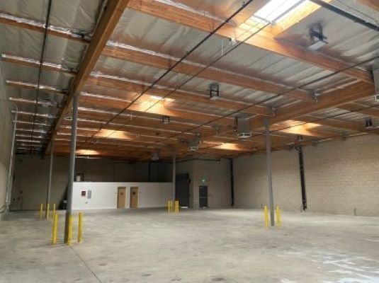 1588 Corporate Center Dr, Monterey Park, CA en alquiler - Foto del interior - Imagen 2 de 7