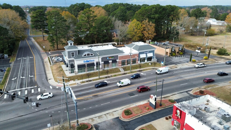 146 Battlefield Blvd, Chesapeake, VA en alquiler - Foto del edificio - Imagen 1 de 13