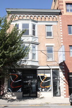 1224 W Belmont Ave, Chicago, IL en alquiler Foto del edificio- Imagen 2 de 23