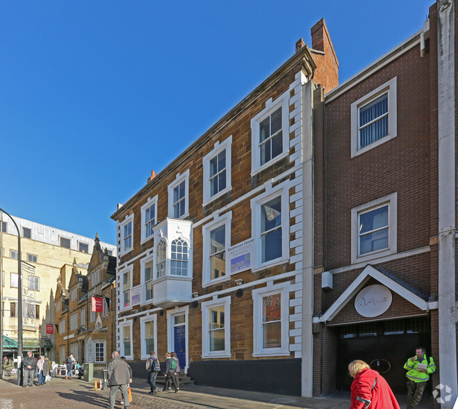 32 Market Sq, Northampton en alquiler - Foto del edificio - Imagen 3 de 5