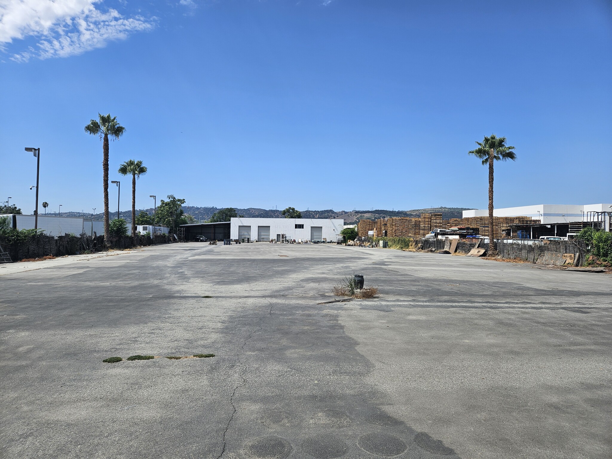 14708 Valley Blvd, City Of Industry, CA en alquiler Foto del edificio- Imagen 1 de 6