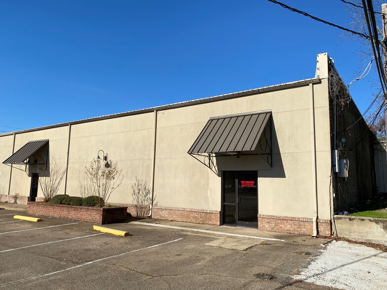 600 W Main St, Tupelo, MS en alquiler - Foto del edificio - Imagen 2 de 15