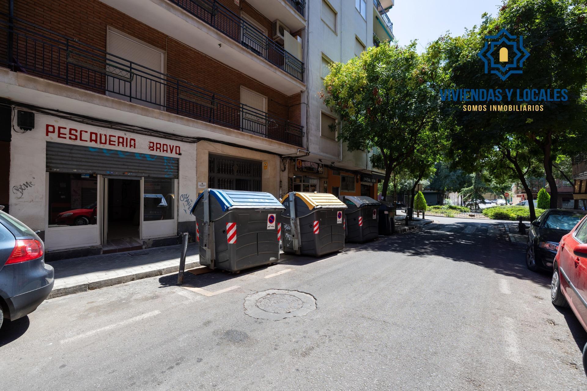 Calle Doctor Pareja Yébenes, 10, Granada, Granada en venta Foto del edificio- Imagen 1 de 20