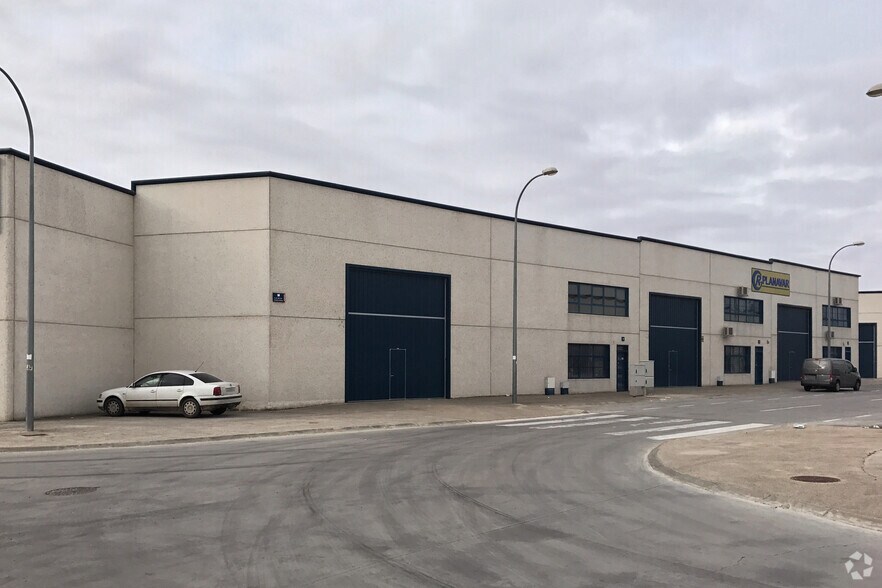 Nave en El Viso de San Juan, Toledo en venta - Foto del edificio - Imagen 2 de 5