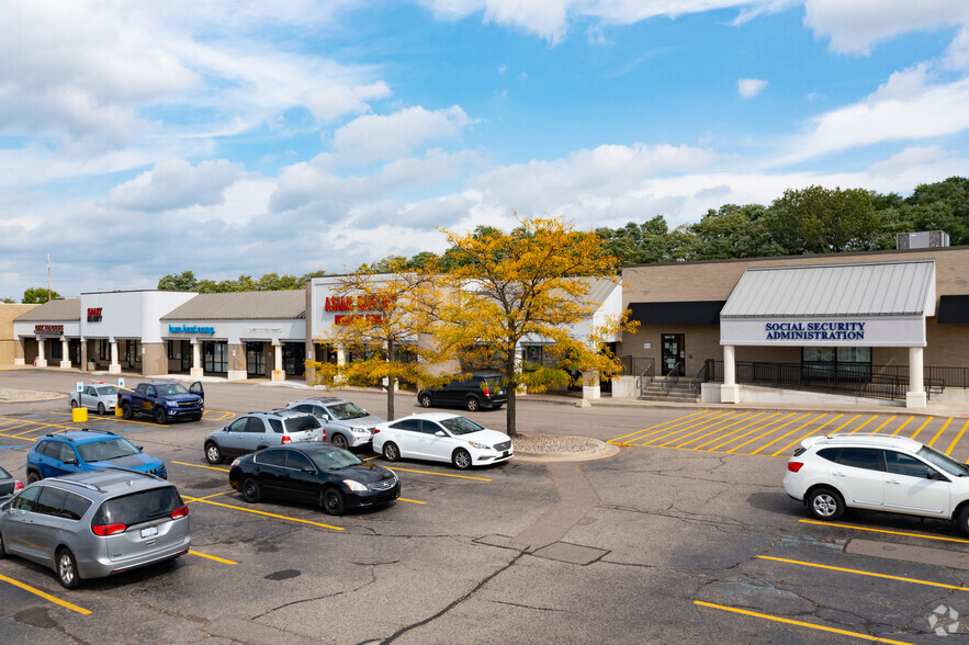 5700 Beckley Rd, Battle Creek, MI en alquiler - Foto del edificio - Imagen 2 de 14