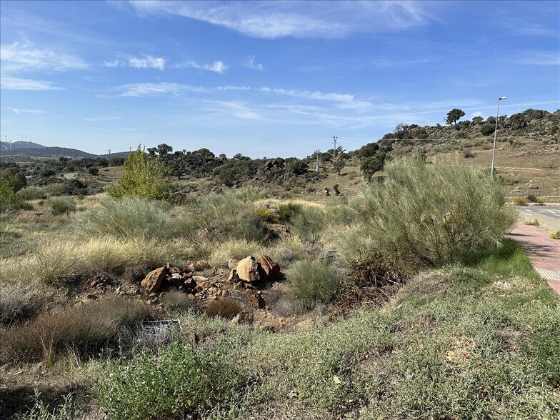 Terreno en Candelario en venta - Foto del edificio - Imagen 2 de 12