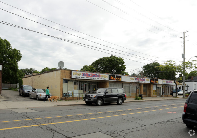 581 Concession St, Hamilton, ON en alquiler - Foto del edificio - Imagen 2 de 2