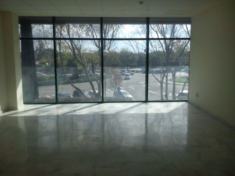 Ronda Urbana Este, 18, SEVILLA, Sevilla en alquiler - Foto del edificio - Imagen 1 de 8