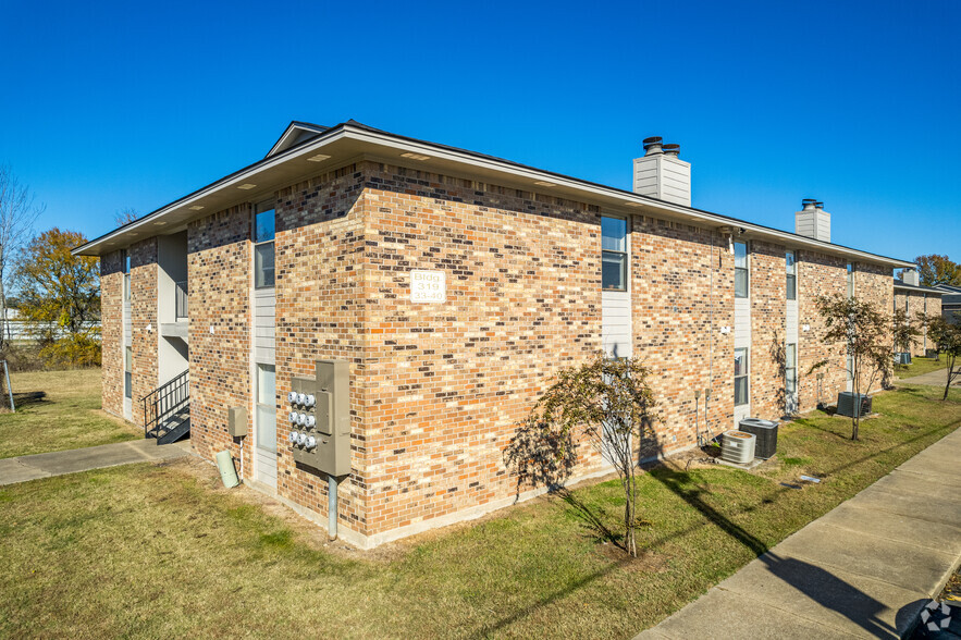 323 Woodale Dr, Monroe, LA en venta - Foto del edificio - Imagen 2 de 44