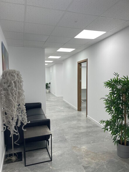 Oficina en València en alquiler - Foto del interior - Imagen 3 de 11