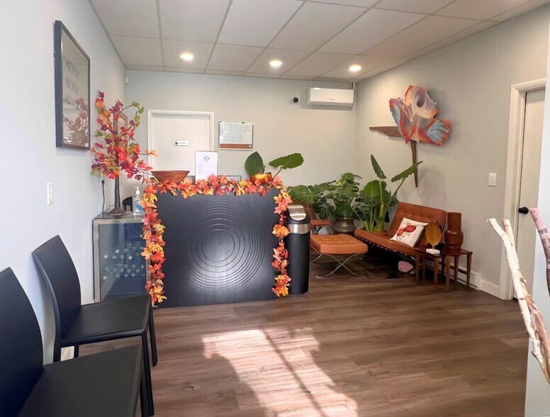 Newport Industrial Park cartera de 2 inmuebles en venta en LoopNet.es - Foto del interior - Imagen 3 de 17