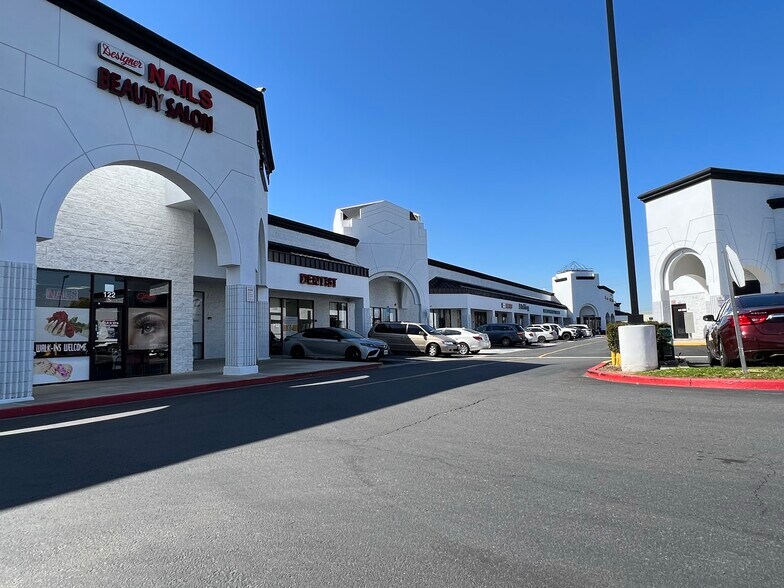 24021 Alessandro Blvd, Moreno Valley, CA en alquiler - Foto del edificio - Imagen 1 de 4