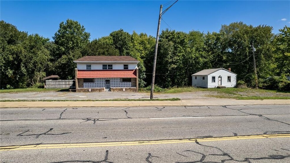 3950 Parkman Rd, Warren, OH en venta - Foto del edificio - Imagen 1 de 11