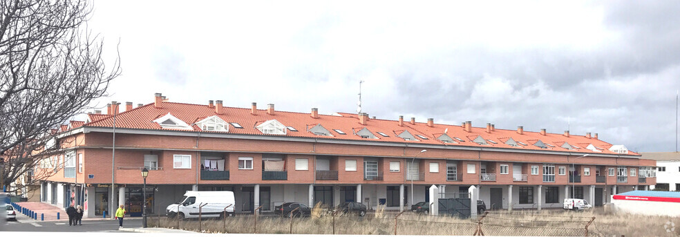 Calle del Río Duero, 1, Ávila, Ávila en alquiler - Foto del edificio - Imagen 2 de 2